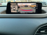 360&deg;ビュー、バックカメラ付きですので、バック駐車が苦手な方でも安心!