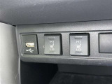 シートヒーター付きです。寒い日も快適なドライブが楽しめます♪