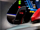 【パドルシフト付】Mマルチステアホイルに付随する「パドル・シフト」F1マシン感覚でシフトチェンジが可能となりよりドライビングの楽しさを演出します