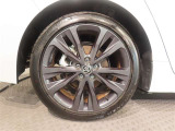 215/45R17 タイヤ&17&times;7?J アルミホイール(ダークグレーメタリック塗装/ センターオーナメント付
