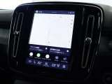 カーナビ、運転支援システムや空調、オーディオの設定もこの画面を介して行います。電話のほか、エアコン、シートコントロール、車両設定などもえます。
