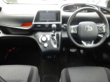 トヨタ認定中古車保証付!(1年間、距離無制限 HV車はHV保証付) 別途延長保証もご用意しております♪ ぜひ現車を確認にご来店ください
