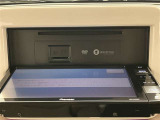 いまや必須装備「ナビゲーション」搭載!知らない場所にスイスイッとドライブ。もう、これなしではハンドルを握れませんね!でも運転中の操作は危険ですのでご注意ですね☆