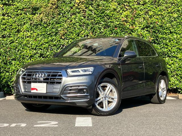 Q5 40 TDI クワトロ スポーツ Sラインパッケージ ディーゼル 4WD