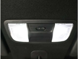 マップランプで夜間のナビの使用時にも明るくしてご使用できます♪