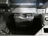 ETC車載器付きです。高速道路の料金所もスムーズに通過できます。