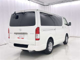 走りにこだわりながら収納力も持ち合わせたお車です。荷物を載せて軽快なドライブを楽しめますよ♪