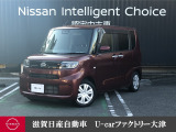 タントの魅力は、まずはミラクルオープンドア。助手席側はスライドドアにピラーを内蔵。スライドドアと助手席を同時にオープンすると、驚きの