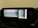 【パノラミックビューモニター】360度モニター付きで、どなたでも楽に駐車しやすくなります。