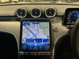 バックカメラにより駐車時の後方確認も楽にできます。