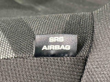 車両側方からの衝撃を緩和するSRSサイドエアバッグ(運転席/助手席)に加えて,SRSカーテンシールドエアバックも標準装備