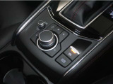 【電動サイドパーキング】便利な電動式パーキングブレーキ(オートホールド機能)付♪渋滞や信号待ちで長く停車する時も、ペダルから足を離しておくことが出来ますので、足が疲れにくいです!