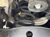 お車を安心してお乗りいただく為には、足回りの定期点検が欠かせません。サービスサポート(有償保証)では無料点検もご提供しており、安心のカーライフをお過ごしいただけるサポート体制が整っています。