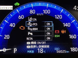 【プリクラッシュセーフティー】前方の自動車を検知し、追突の危険性が高まったら、音や警告灯などで警告し、ドライバーにブレーキ操作を促します!