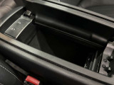 ETCはグローブボックス内に取り付けてありますので邪魔になりません。