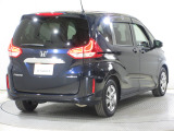 ボディクリーニング後、愛車をピカピカの状態へ保護するコーティング「ブライトパック」がおススメです!水垢がつきにくく、手入れがしやすくなりますよ!いつも愛車をきれいにしておきたい方におススメです。