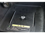ワイヤレス充電搭載!対応した機器を置くだけで充電することが可能です!