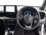 運転席廻りです。