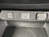 シガーソケット用の充電器が使用可能です!