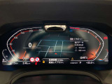 見やすいレイアウトにまとめられたインフォメーションディスプレイ。運転中に集中しながら必要な情報を把握することができます。