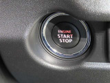 スマートキー装備車なので、キーを取り出さなくてもエンジン始動が可能です。