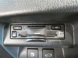 高速道路を賢く使うETC2.0装備です。高速道路とクルマが情報を連携して渋滞の迂回ルートや災害時の適切な誘導をしてくれたりします。