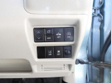 全方位カメラ☆ナビ☆オートライト☆シートヒーター☆キーレスエントリー☆ブレサポ☆CD再生☆DVD再生☆禁煙車☆ワンオーナー