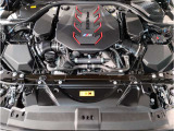 【BMWエンジン】革新的なガソリン・エンジン・テクノロジーによる高性能かつ高効率。レスポンスの良いパワーを発揮。常にスムーズな吸気を実現しアクセル開度にダイレクトに反応しドライビングを楽しく演出。
