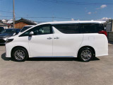 アルファード ハイブリッド 2.5 S タイプゴールドIII E-Four 4WD 