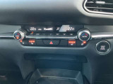 エアコンはオートエアコンです☆快適な空間で運転していただけます☆