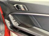 メルボルン・レッドメタリック 電動トランク ACC 禁煙車 AppleCarPlay 18インチホイール パーキングアシスト 後退アシスト バックカメラ 正規認定中古車 全国正規ディーラー保証 2年走行距離無制限