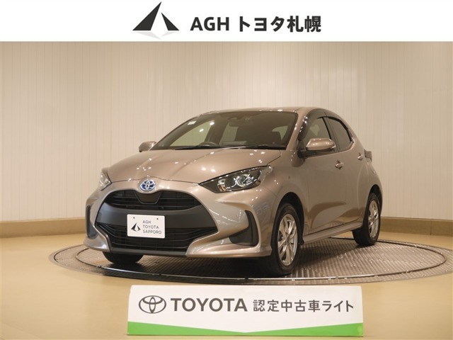ヤリス 1.5 ハイブリッド G E-Four 4WD 