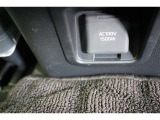 後席に100V1500W電源。