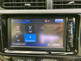 AM・FMラジオやBluetoothなど、複数のオーディオソースを画面から選択できます。気分や利用シーンに合わせて音源を切り替えられ、日々の移動時間を快適に過ごせます。
