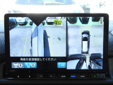 ★マルチビューカメラ左右★左右に設置されたカメラで車両側面の死角を映像で確認できます。狭い道路や左折・右折時の巻き込防止、縁石確認など安全運転をサポートします。