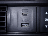 USBつなげられます♪充電などお役にたちますよ!!