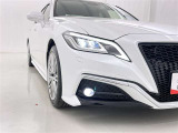 フォグランプ装着車です。暗い夜道の車両前方を明るく照らします