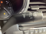 オートライトはレバーをAUTOの位置にすると周囲の明るさに応じて自動で点灯/消灯します。