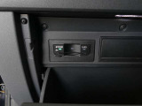 メーカー直営認定中古車 1オーナ 禁煙車 LEDライト 純正ナビ ブルートゥース接続 カープレイアンドロイドオート対応 デジタルコックピット スマートキースペア有 バックカメラ ETC アダプティブクルーズ