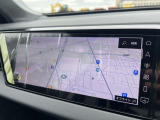 MMIパッセンジャーディスプレイモニター(助手席モニター)Audiの車両に搭載されている最新のインフォテインメントシステムMMIの一部で、助手席側にディスプレイを設置しております。