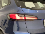 BMW伝統のL字型テールライト