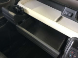 車検証入れなどに使用可能です。