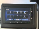 【ナビゲーション】ホンダ純正ギャザズナビVXM184Ciを装備しています。AM/FM/CD再生/Bluetoothオーディオ/リヤカメラがご利用いただけます