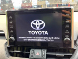 【9インチ ディスプレイオーディオ】大画面ディスプレイへお持ちのスマートフォンと連携して、ナビやbluetoothでの音楽再生が可能です♪デザインはもちろん操作性も良好!別途ナビ機能の取付可能です♪