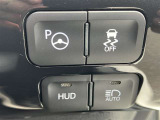 各種スイッチは運転席に集約されています!