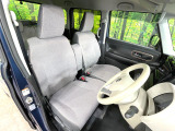 ドライバーによって運転しやすいポジションは異なり、あの車はどうなのか不安なこともありますよね。気になるお車は店頭で乗り込んでご確認いただけます♪