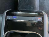 後席にもシートヒーター&シートベンチレーション付きえ快適です。