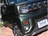【車屋】として、長く車業界に従事した経験豊富なスタッフが多数在籍しております。