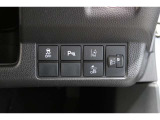 ホンダセンシング搭載!誤発進抑制機能・路外逸脱抑制機能・歩行者事故低減ステアリング・車線維持支援システム・先進車発進お知らせ機能など多彩な先進安全機能でより安全で快適なドライブを支援します。