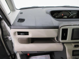 お客様のご要望に合わせ、点検・車検の案内やその後の調子伺いなど、メール・コールセンター・担当スタッフがもれなく行います。
